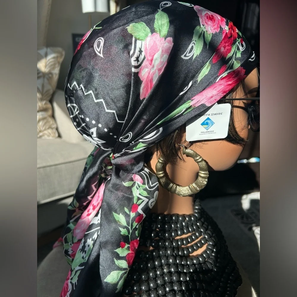 ✨NEW Juicy Couture Black and Pink Floral Faux Silk Scarf